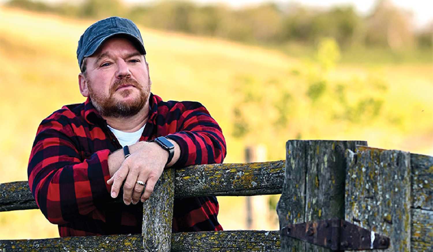 Saskatchewan singer-songwriter JJ Voss